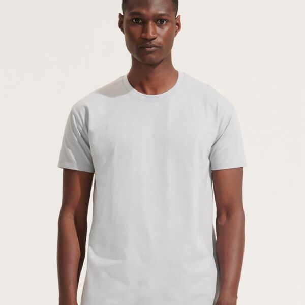 Embroidered t shirts online shop